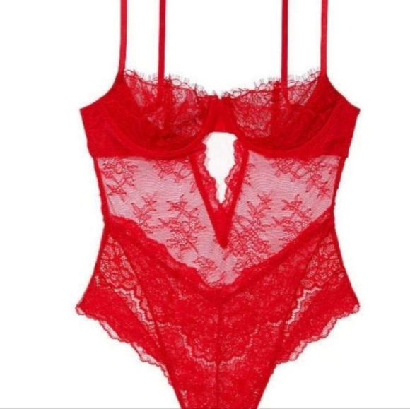 NWT Victoria's Secret Designer Collection Teddy Red Lace - Picture 6 of 6